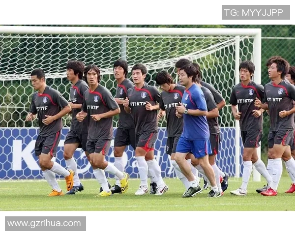 日本与哥伦比亚足球对决分析：战术球员表现及未来展望